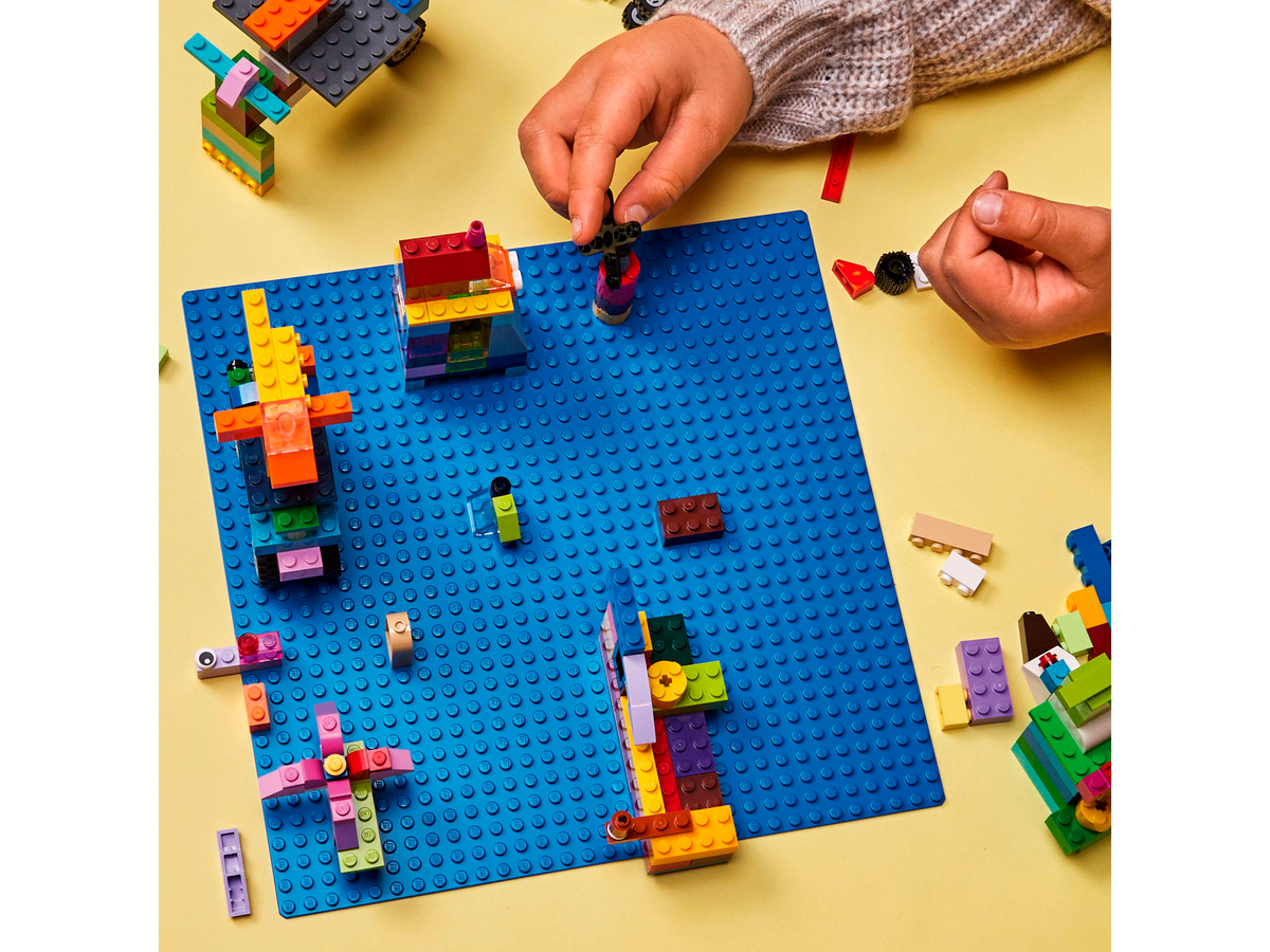 LEGO® 11025 Blue Baseplate - Classic 4+