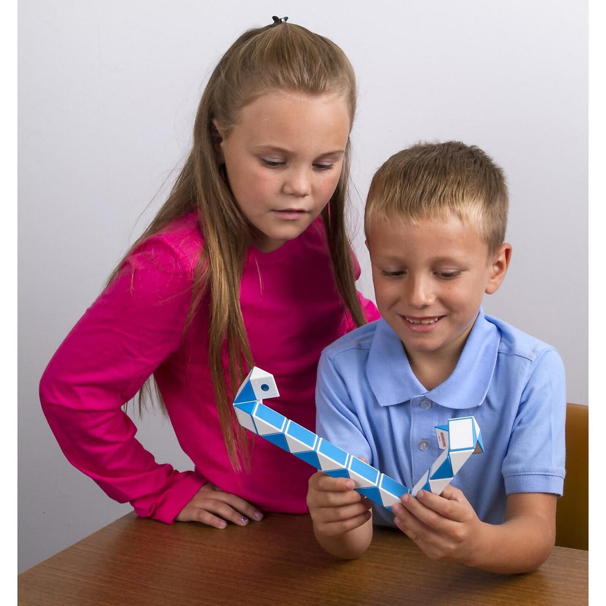 Duncan - Serpent Snake Puzzle (assorted Colours)