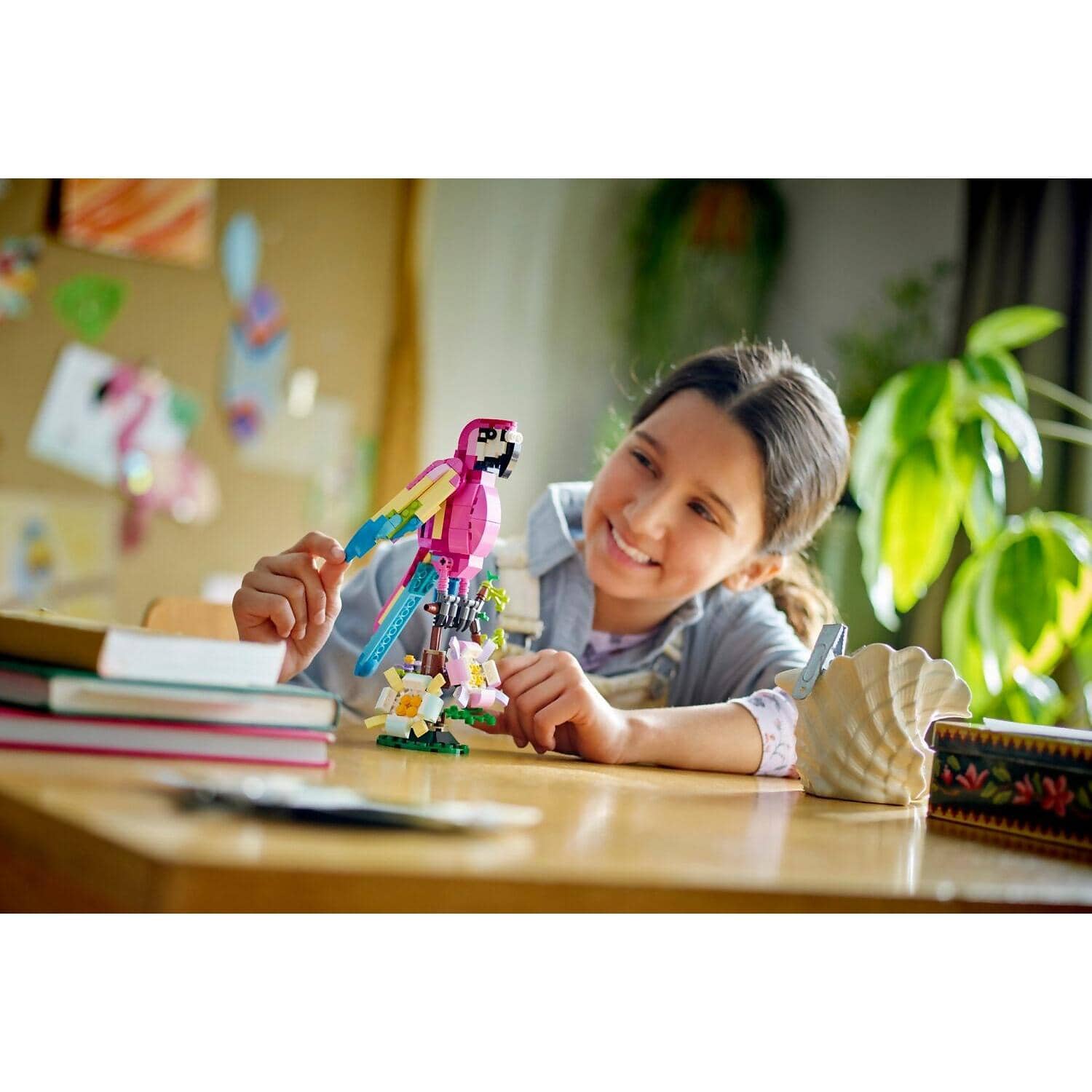 LEGO® 31144 Exotic Pink Parrot - Creator 3in1