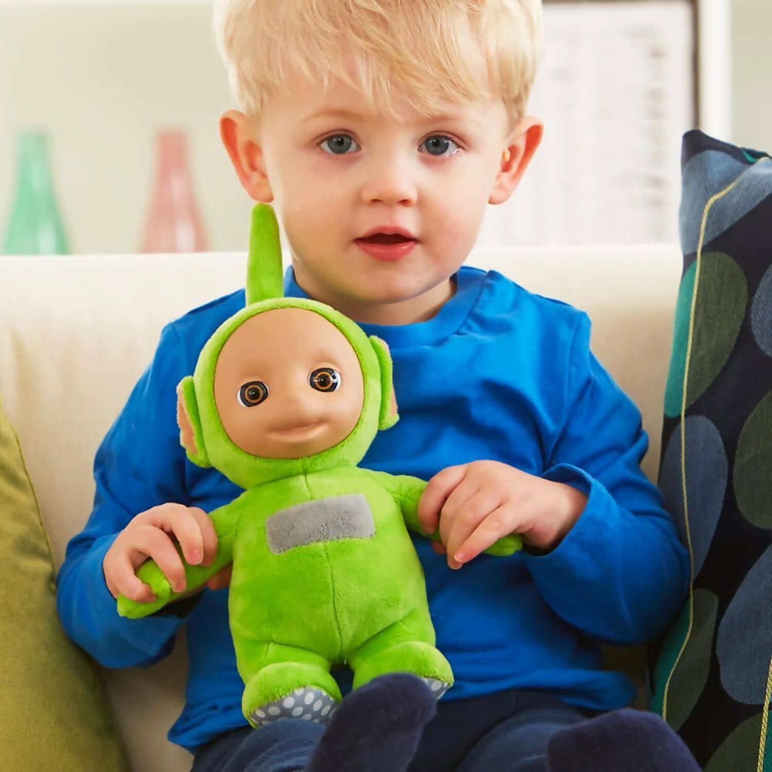 Teletubbies - Talking Dipsy (Includes non-replaceable button batteries)