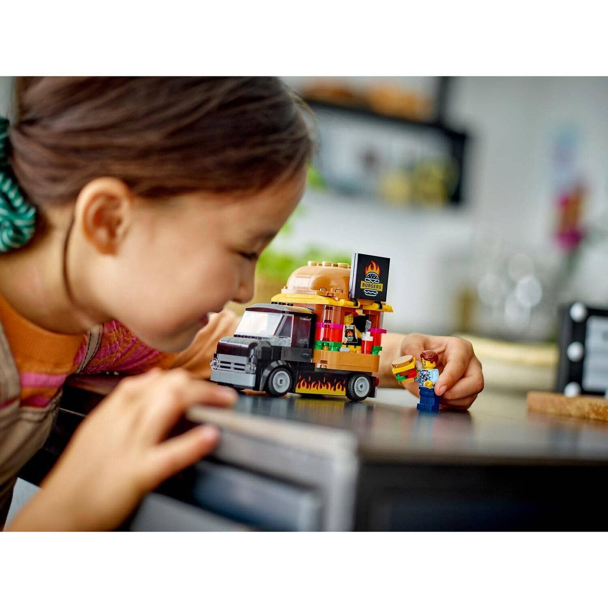 LEGO® 60404 Burger Truck - City