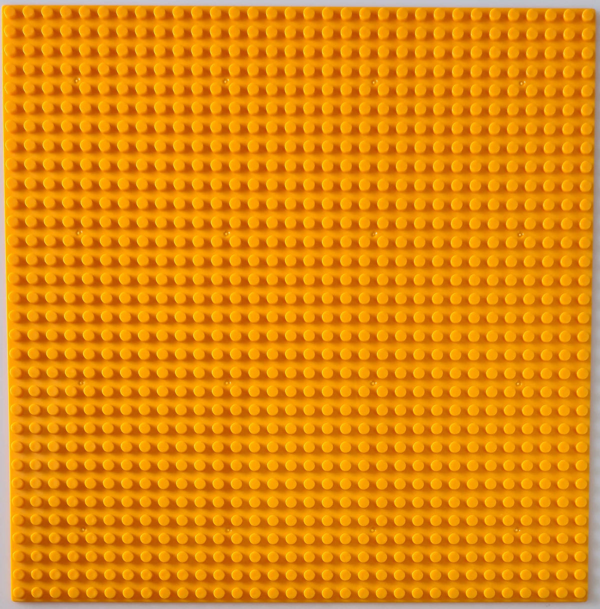 BASEPLATE 32x32 Studs Yellow Generic Brand