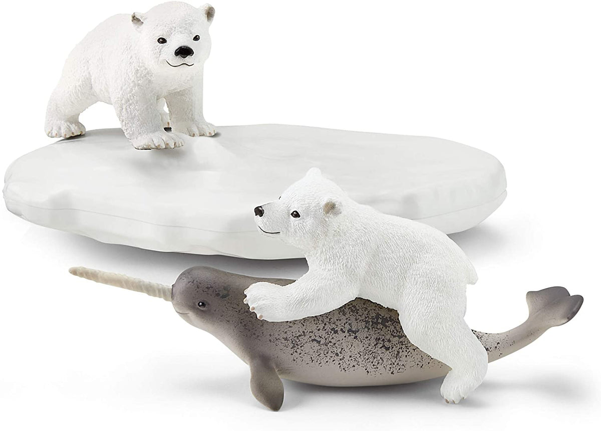 Schleich - Wild Life Polar Playground 4 Piece Animal Playset