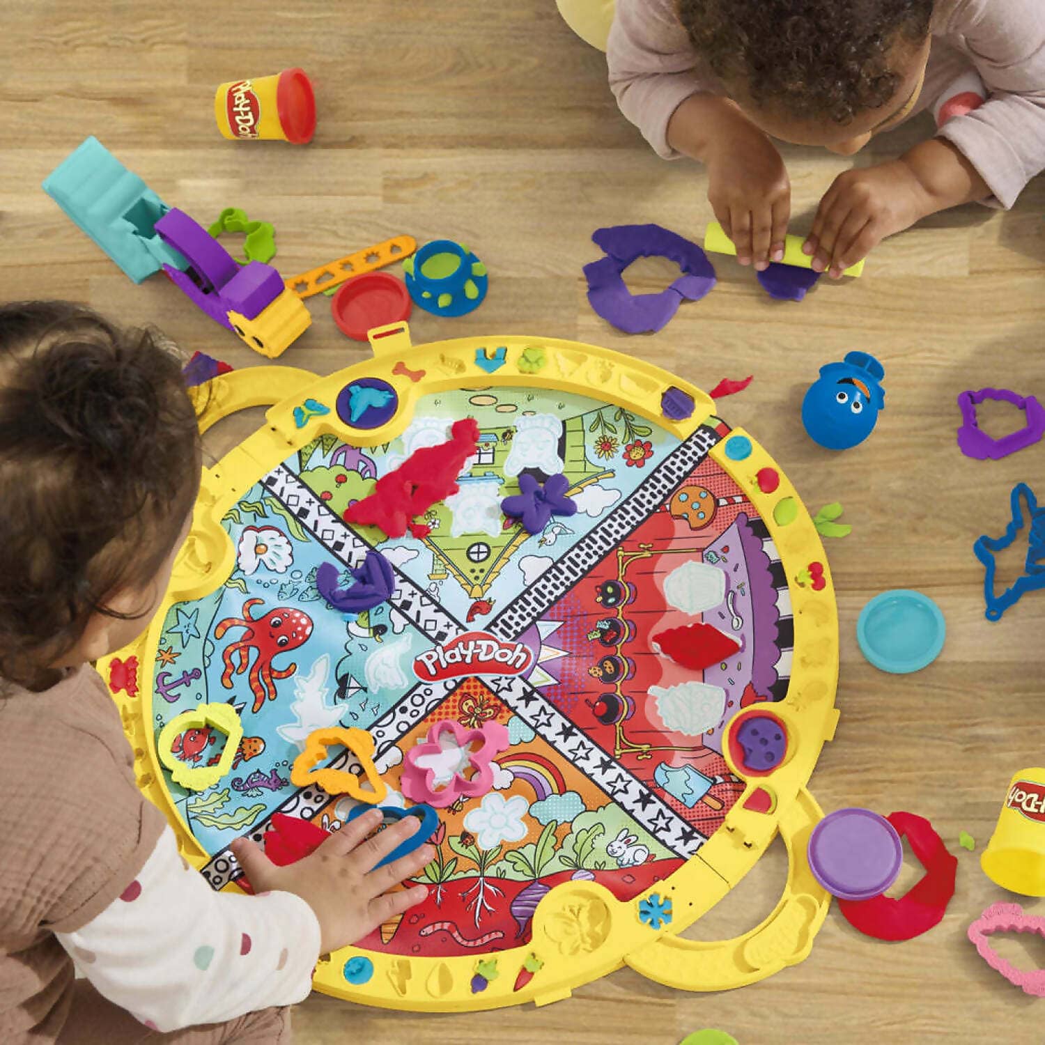 Play-Doh - Starters Fold N' Go Playmat - Hasbro