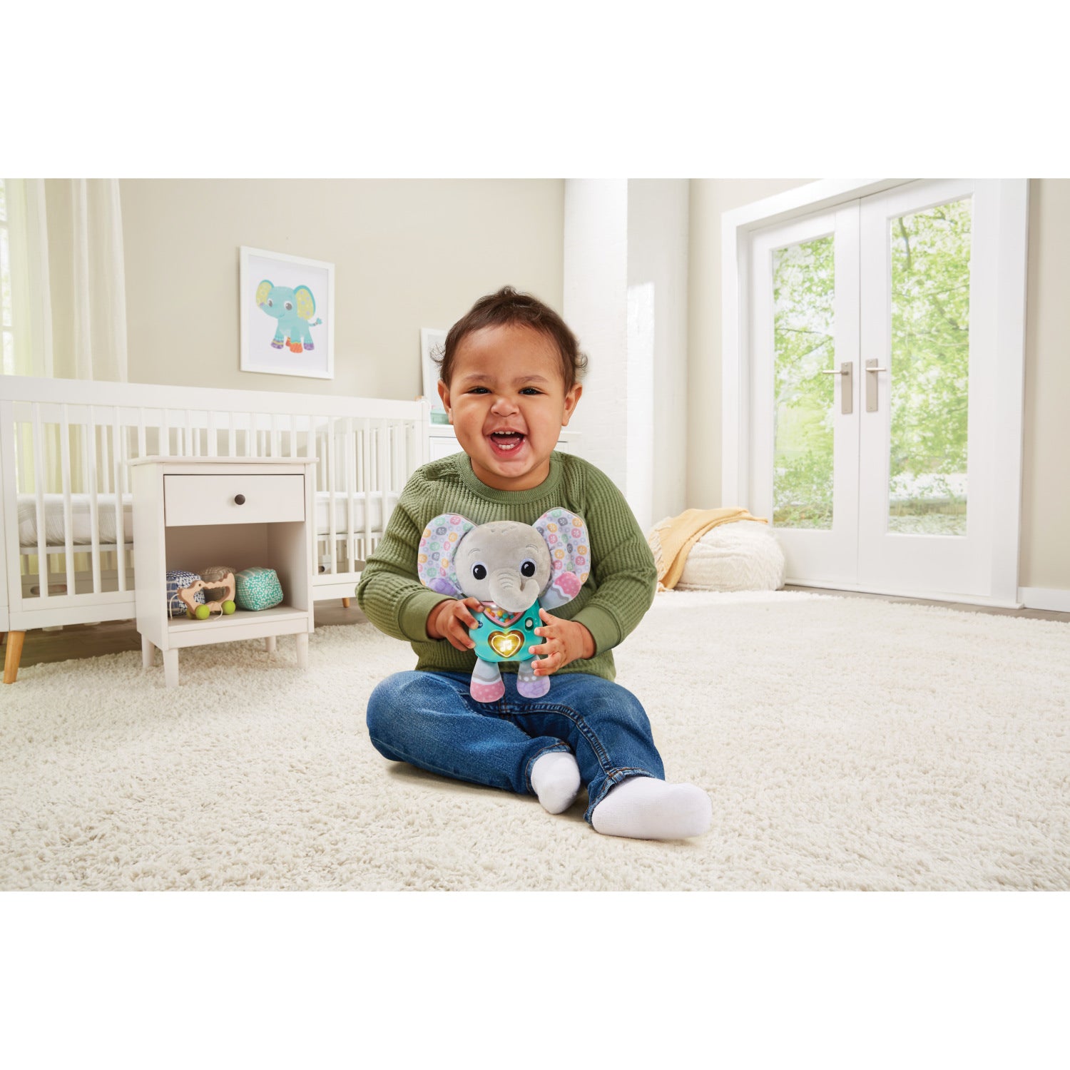 VTech - Cuddle & Sing Elephant