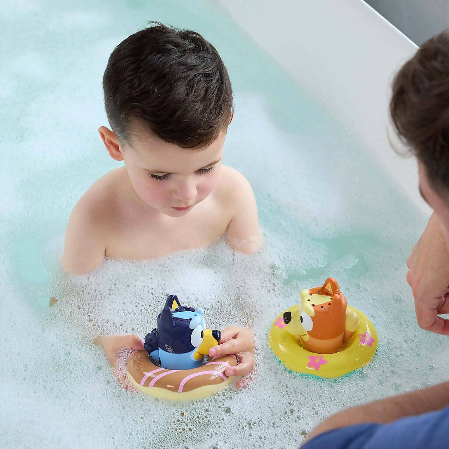TOMY - Toomies Splash & Float Bluey & Bingo 2-in-1 Water Toys