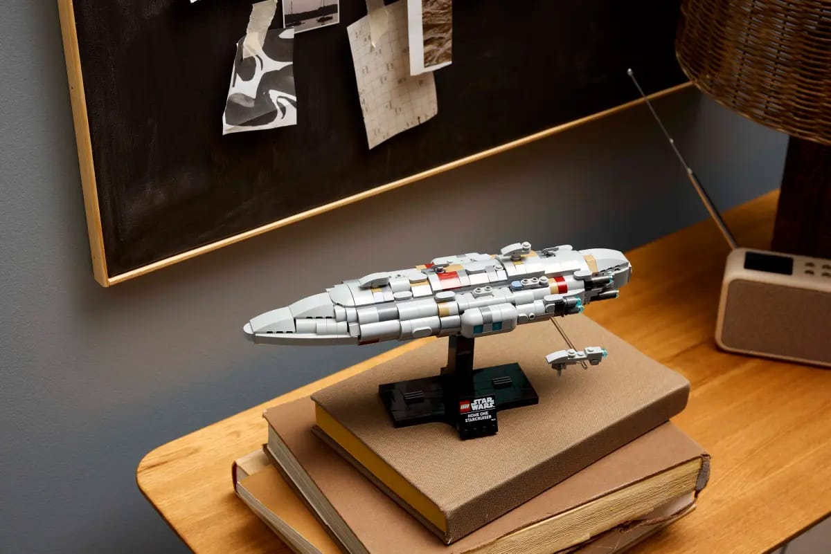 LEGO® 75405 Home One Starcruiser - Star Wars™