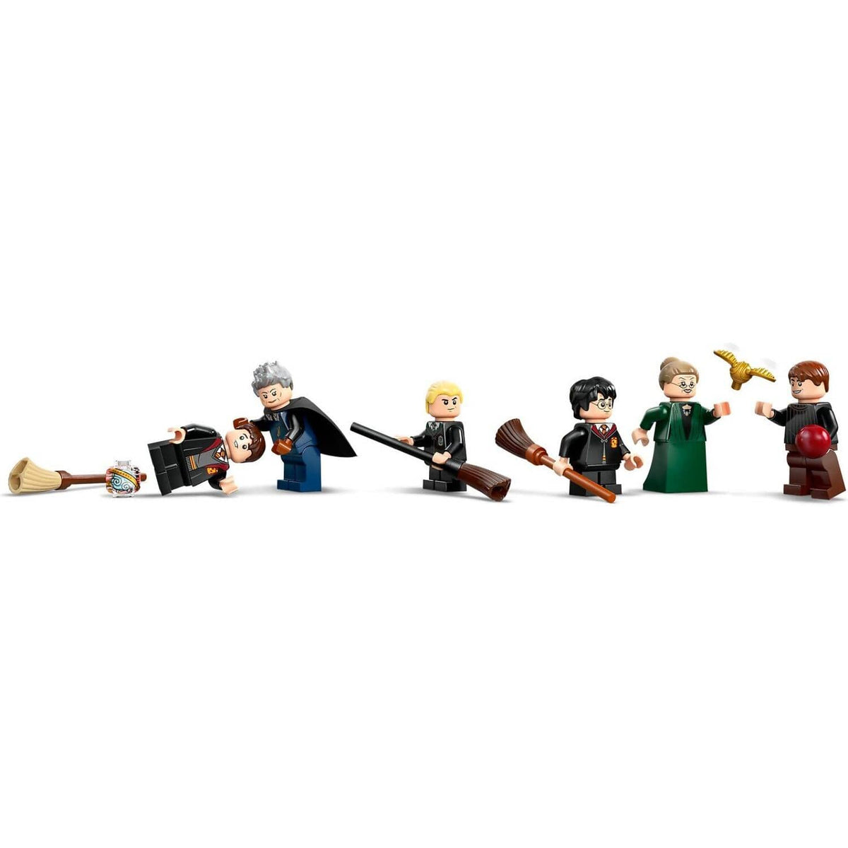 LEGO® 76447Hogwarts Castle: Flying Lessons - Harry Potter™