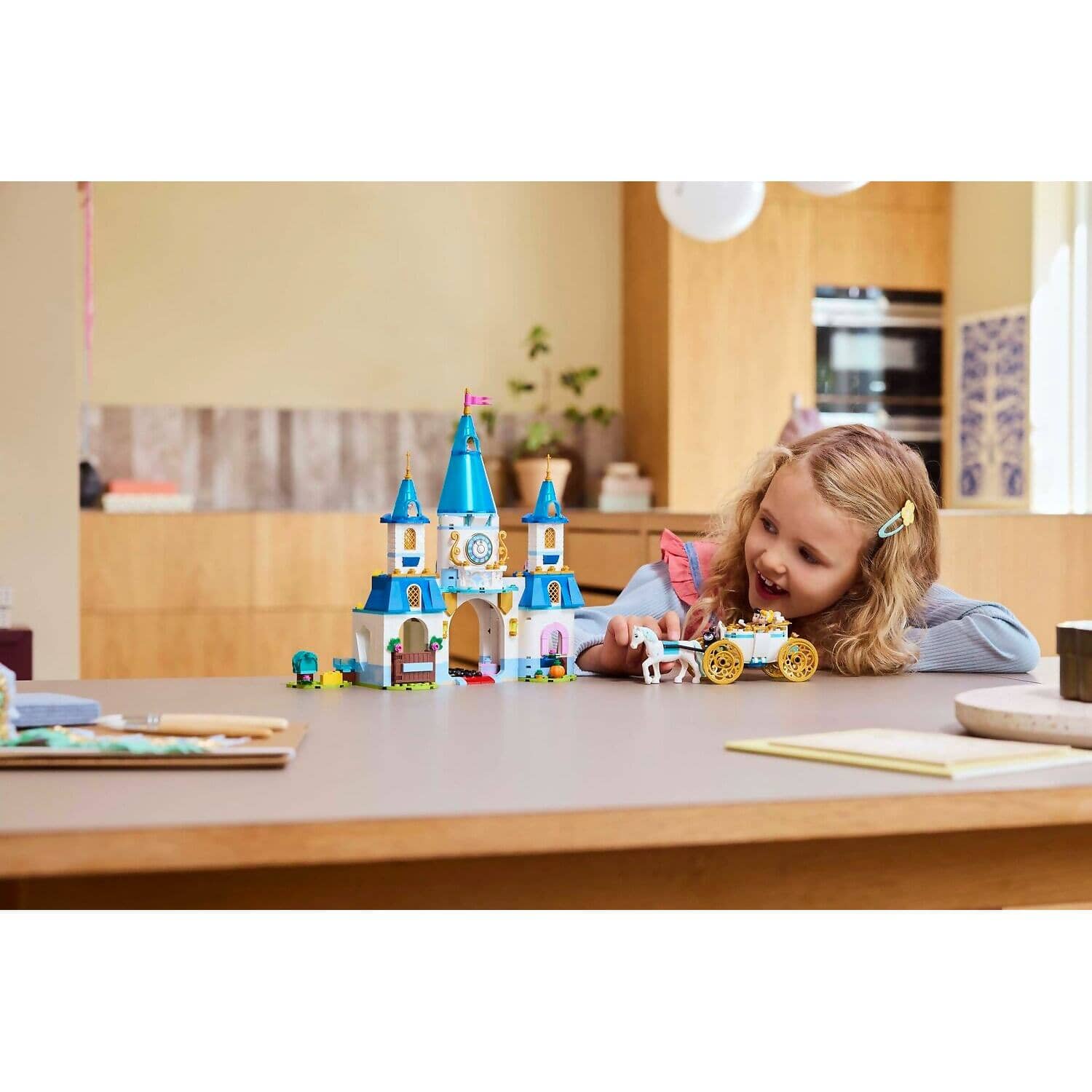 LEGO® 43275 Cinderella's Castle & Horse Carriage - Disney