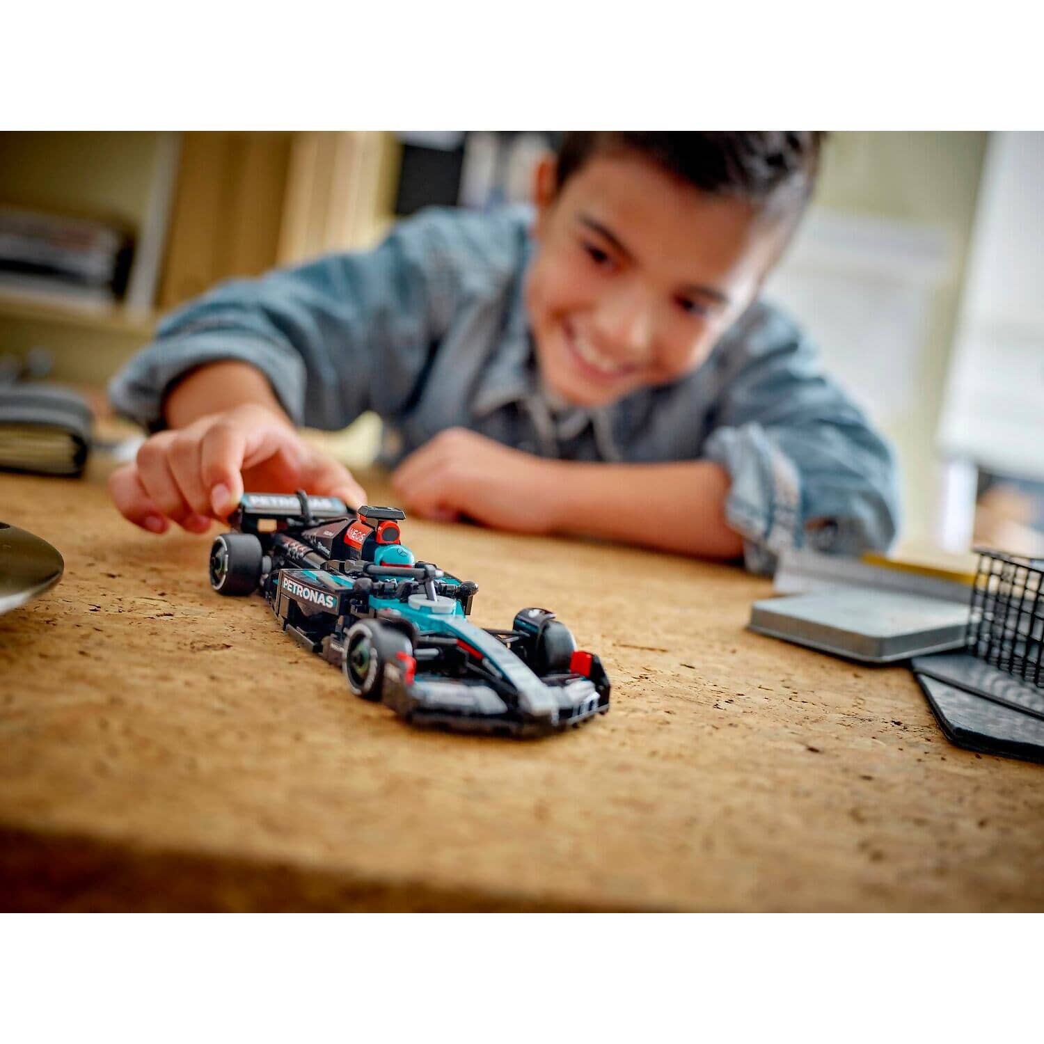 LEGO® 77244 Mercedes-AMG F1 W15 Race Car - Speed Champions