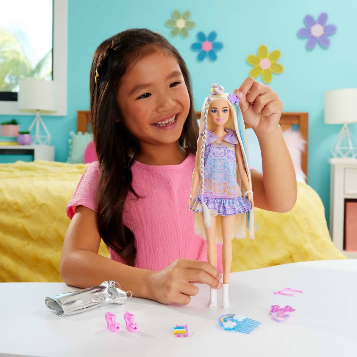 Barbie - Fun & Fancy Doll & Accessories Blonde Fashion Doll With Extra-long Hair & 2 Looks