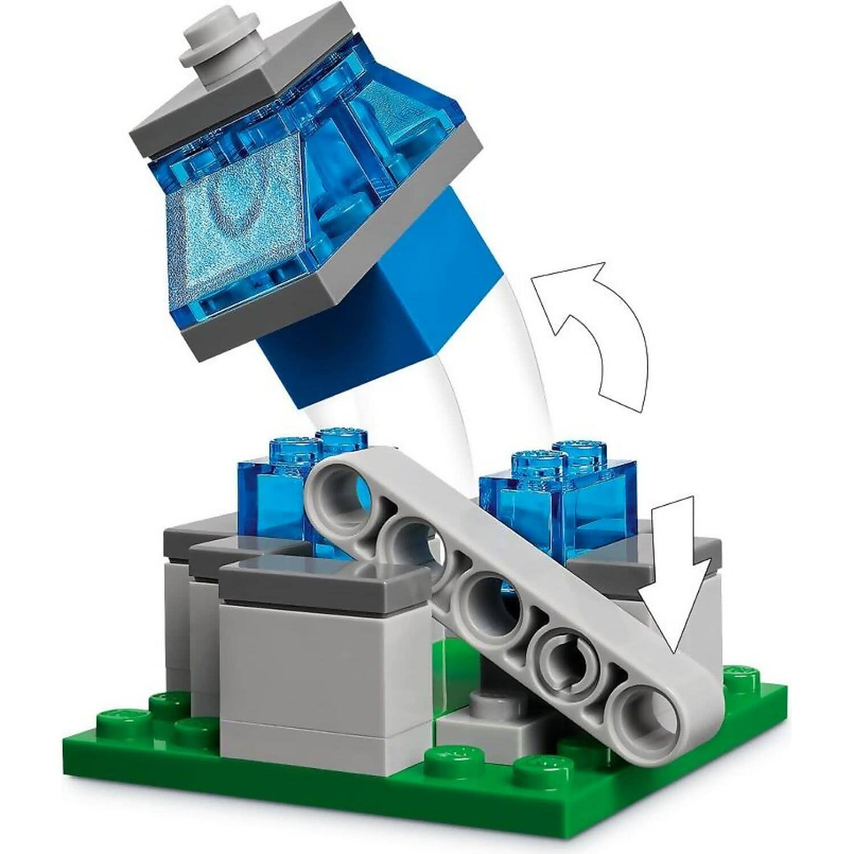 LEGO® 21273 The Ghast Balloon Village Attack - Minecraft®