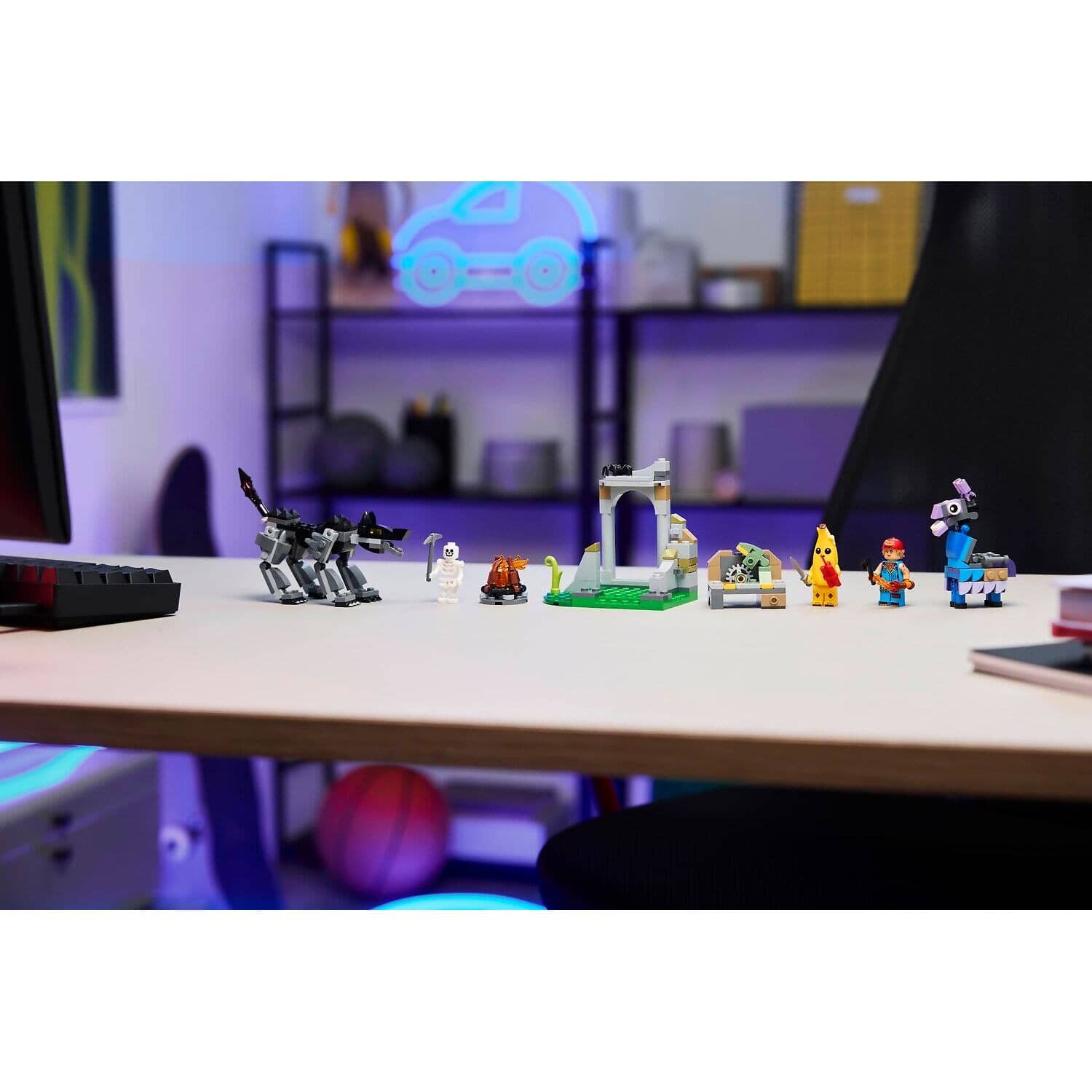 LEGO® 77075 Peely & Sparkplug's Camp - Fortnite®