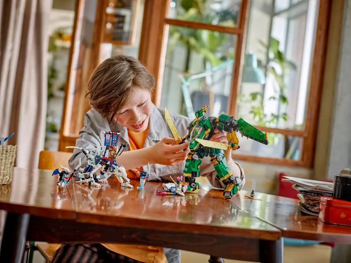 LEGO® 71845 Lloyd s Jet Mech - NINJAGO®