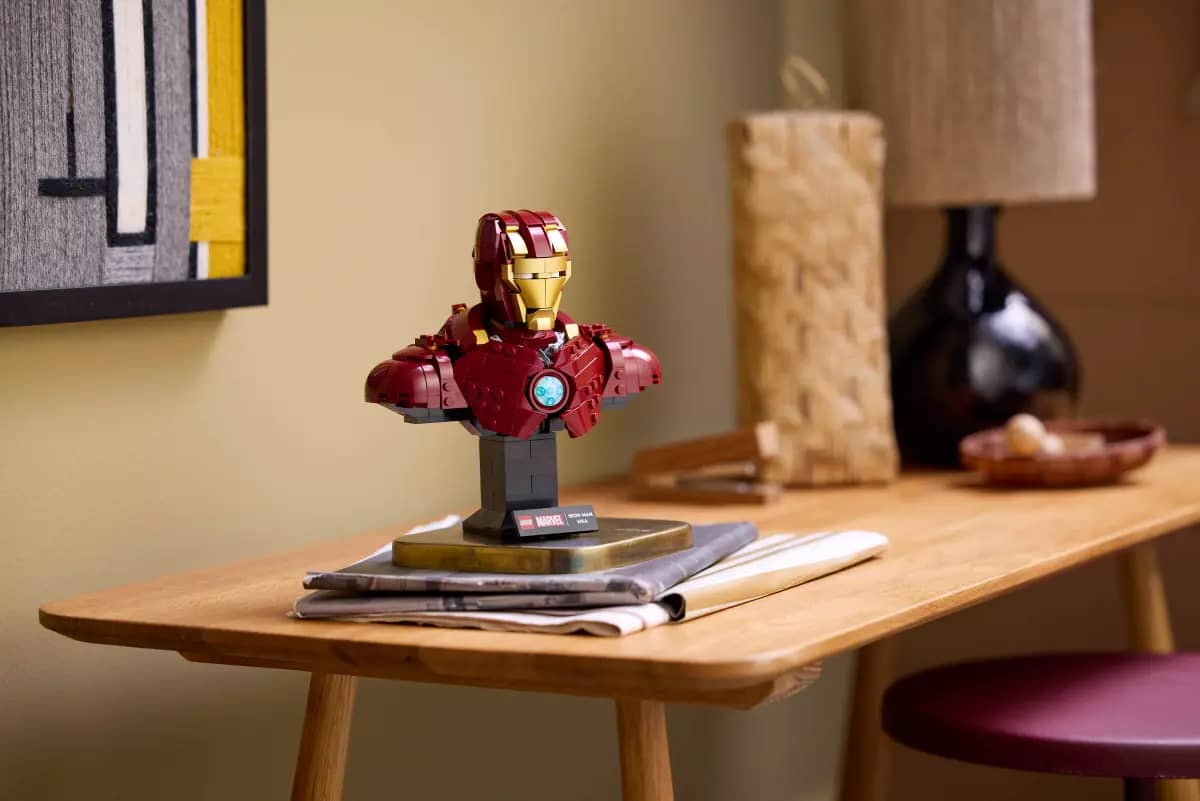 LEGO® 76327 Iron Man MK4 Bust - Marvel