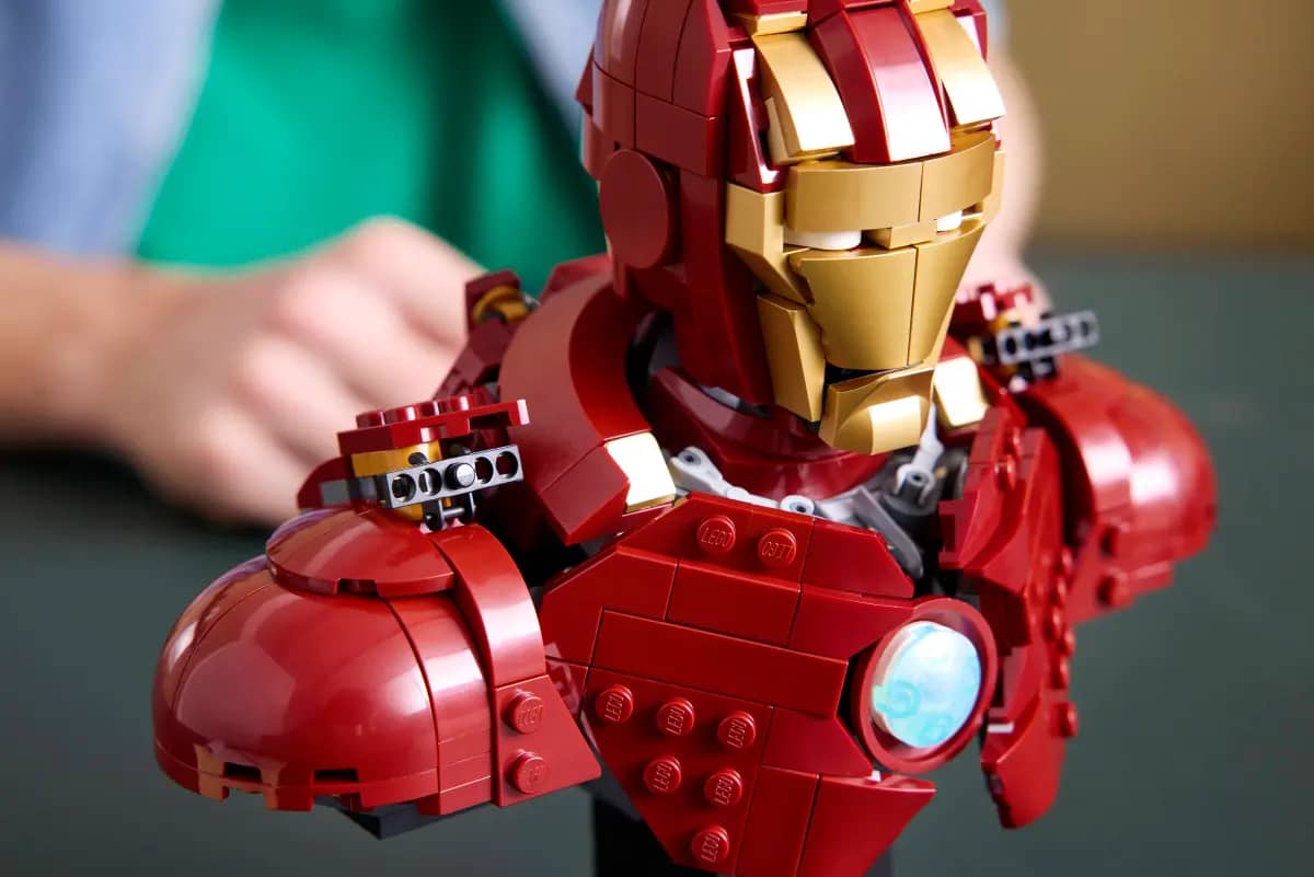 LEGO® 76327 Iron Man MK4 Bust - Marvel