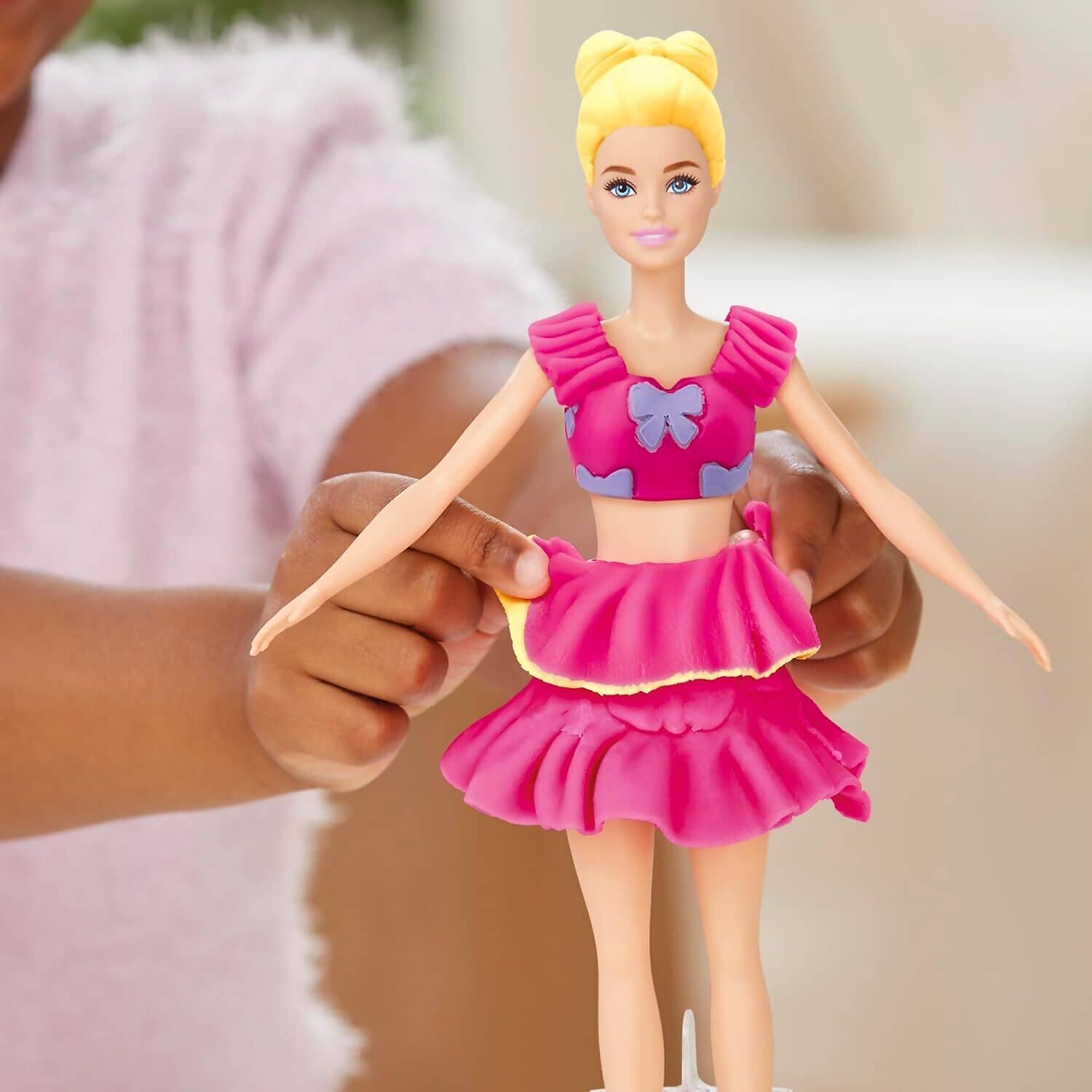Play-Doh - Barbie Ruffles & Bows Doll Set - Hasbro