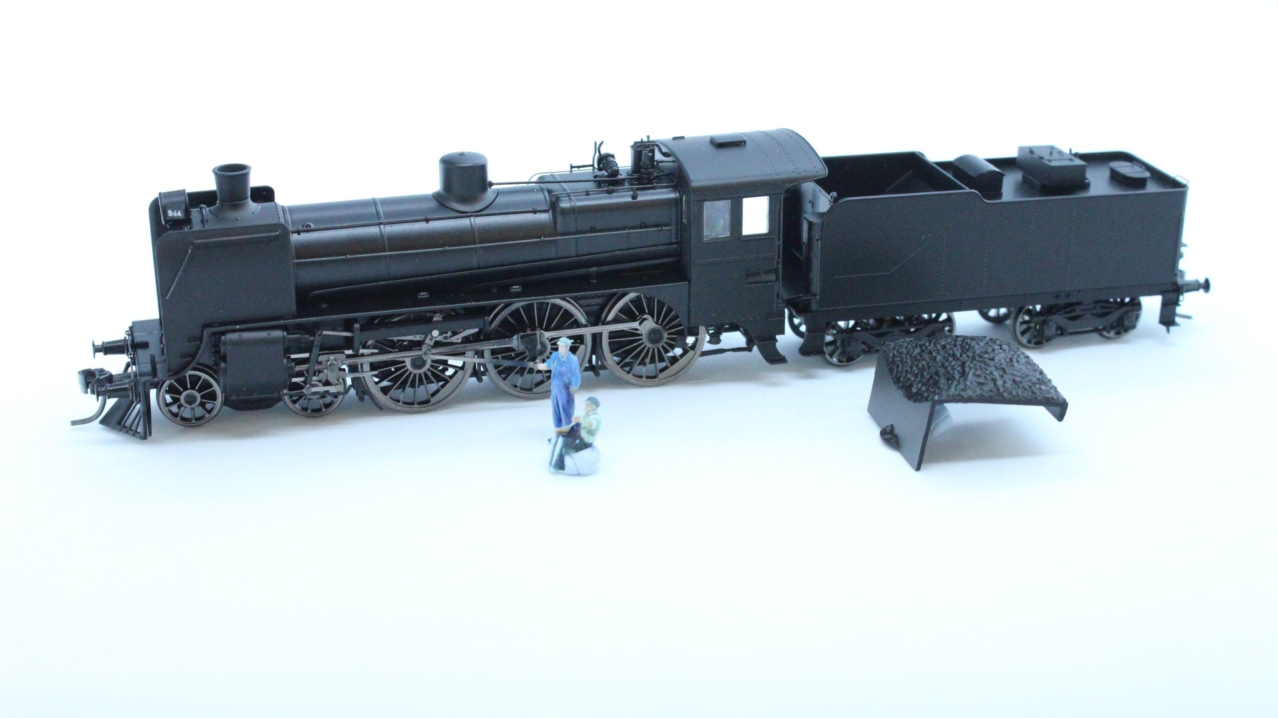IXION A2 955; DCC SOUND-FITTED HO SCALE VR A2 CLASS 4-6-0