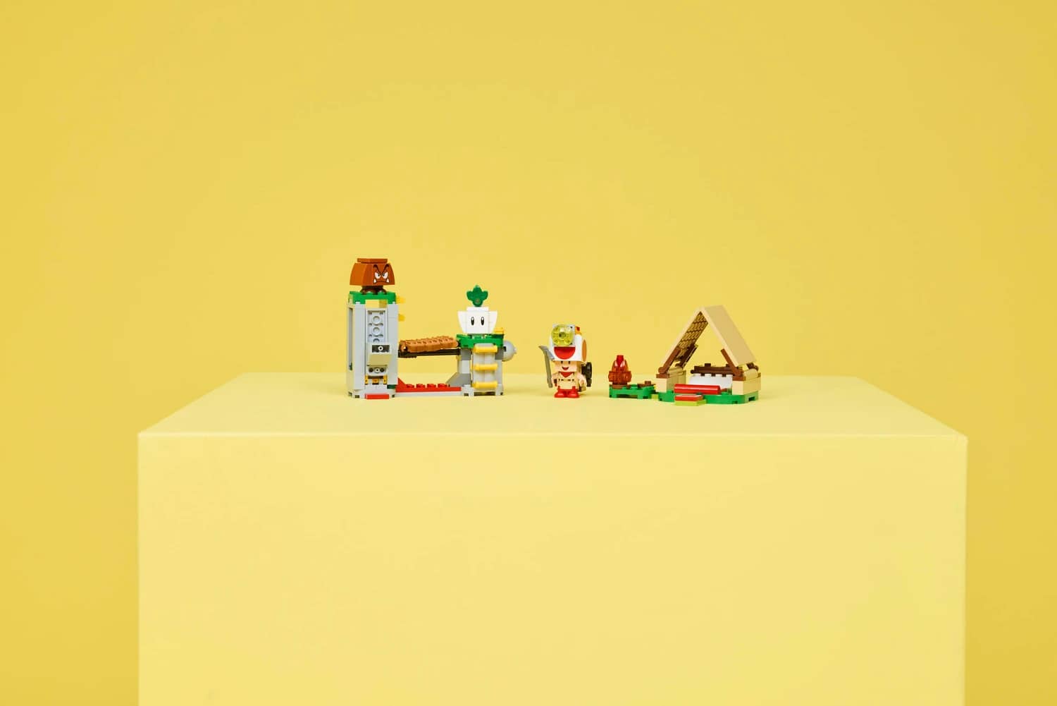 LEGO® 72040 Captain Toad's Camp - Super Mario™