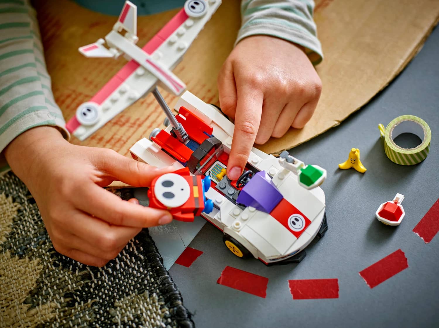 LEGO® 72045 Mario Kart - Shy Guy & P-Wing - Super Mario™