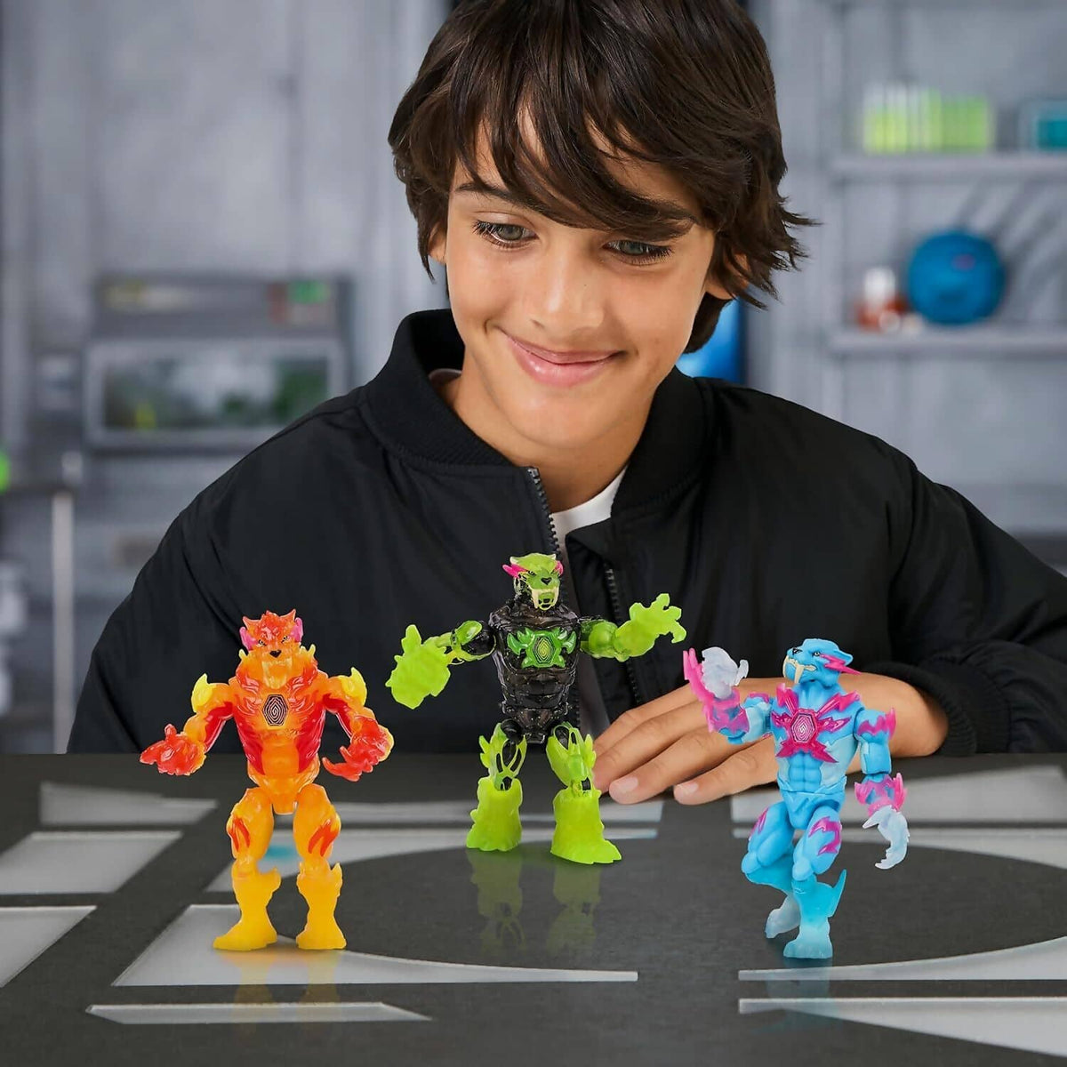 MrBeast Lab - Mutators Atomic Earth Panther Hyper Fusion Series Action Figure