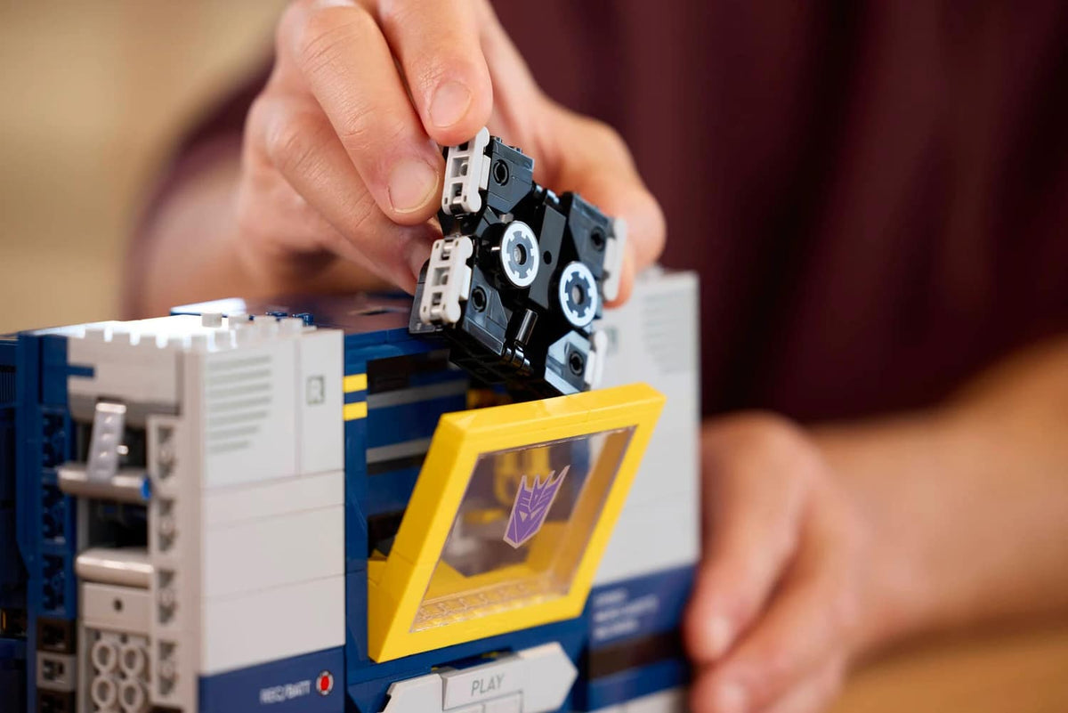 LEGO® 10358 Transformers: Soundwave - ICONS