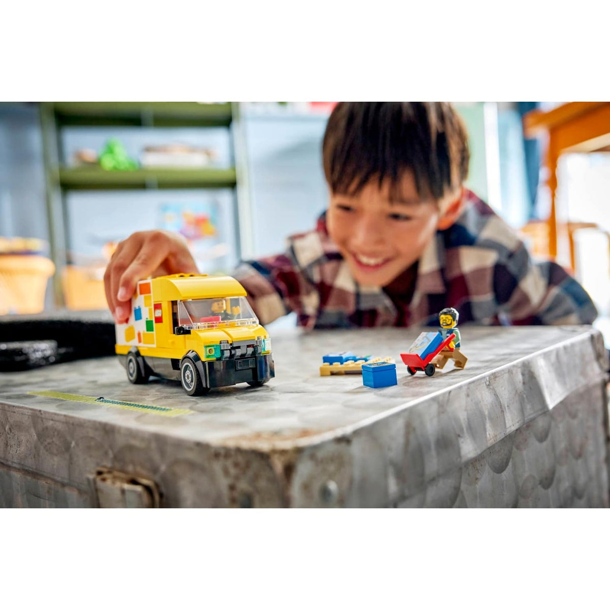 LEGO® 60500 The LEGO® Van - City