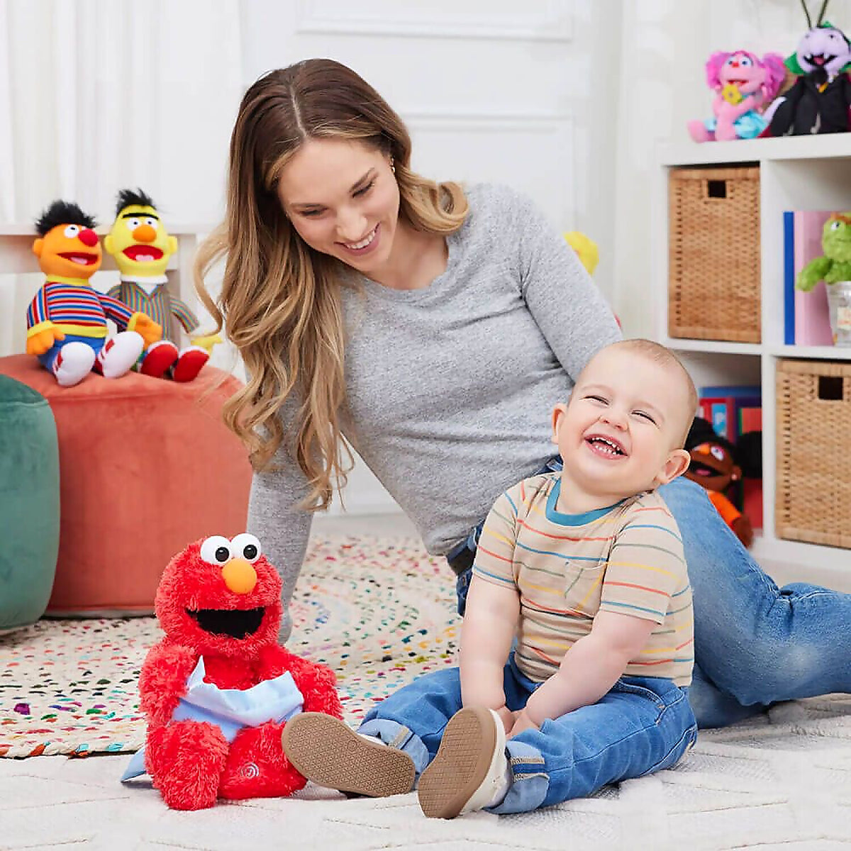 Sesame Street - Animated Peek-A-Boo Elmo Plush - Jasnor