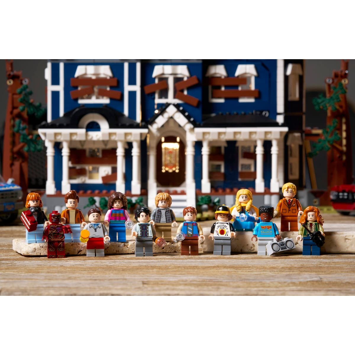 LEGO® 11370 Stranger Things: The Creel House - Icons