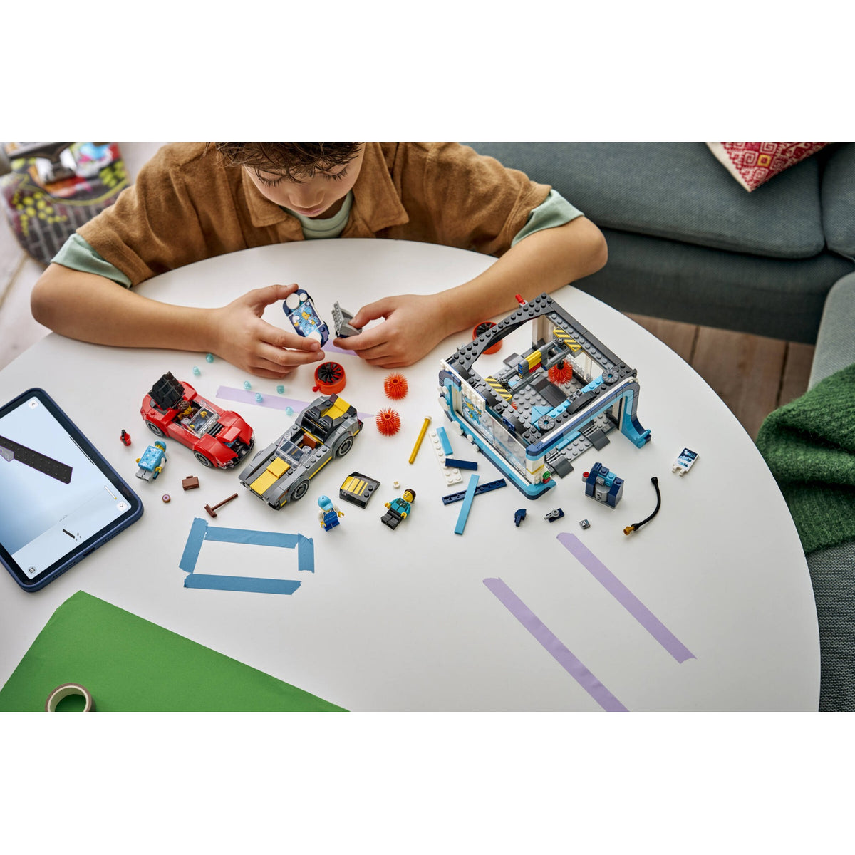 LEGO® 60497 Drive-Through Car Wash - City