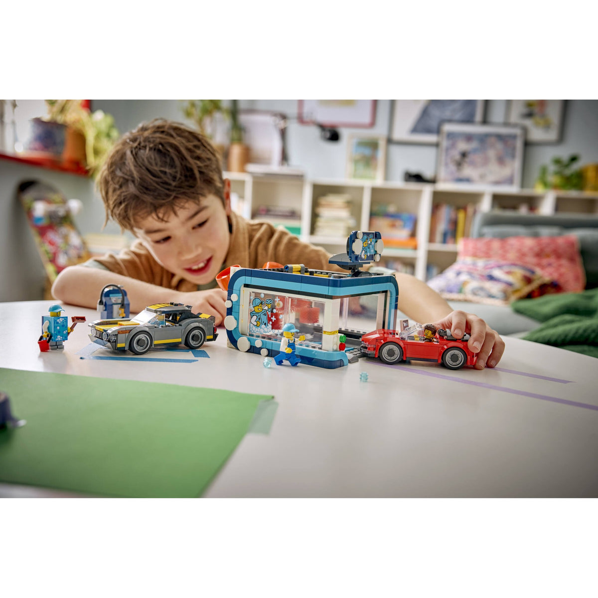 LEGO® 60497 Drive-Through Car Wash - City