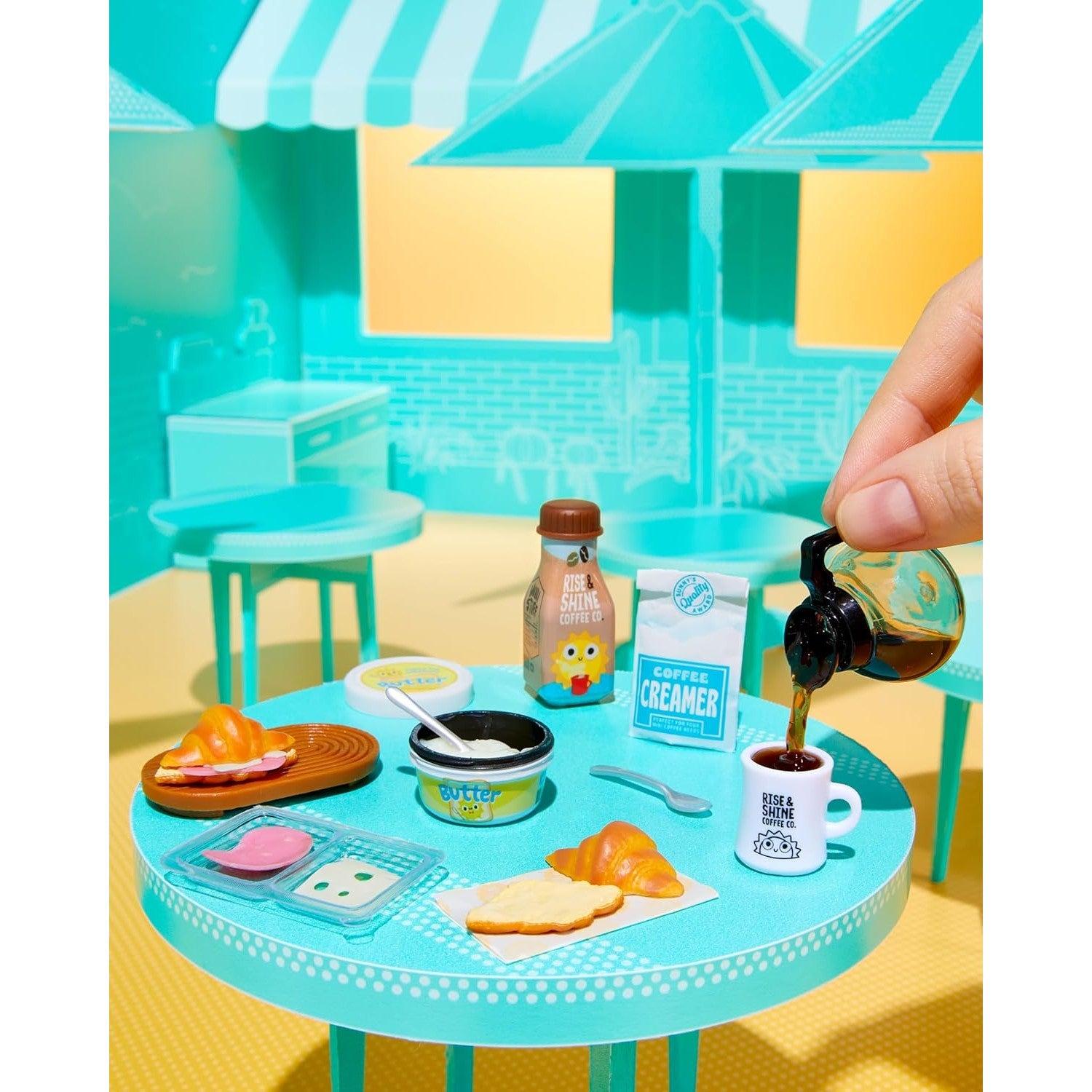 MGA's - Miniverse - Make It Mini Cafe Series Series 6 Blind Capsule
