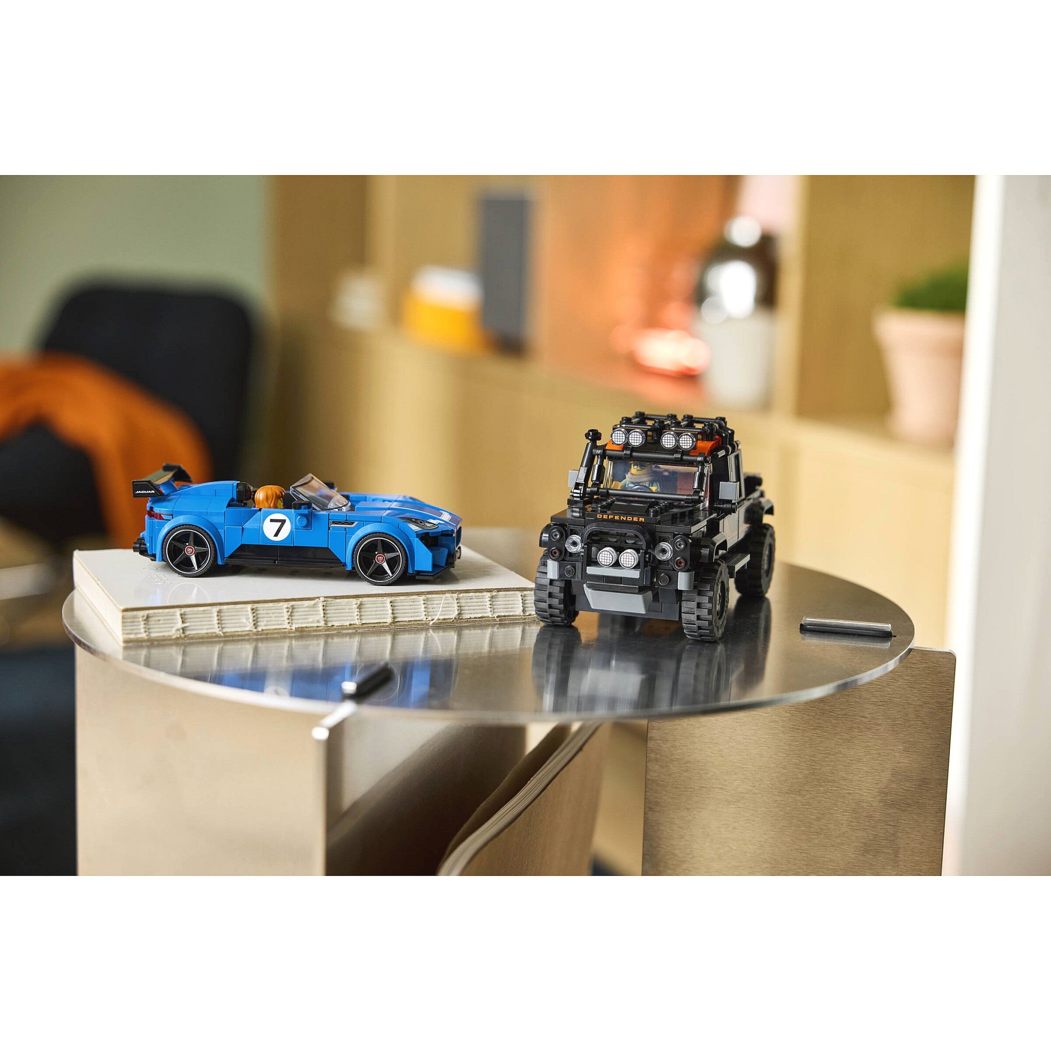 LEGO® 77264 Jaguar Project 7 & Land Rover Defender - Speed Champions