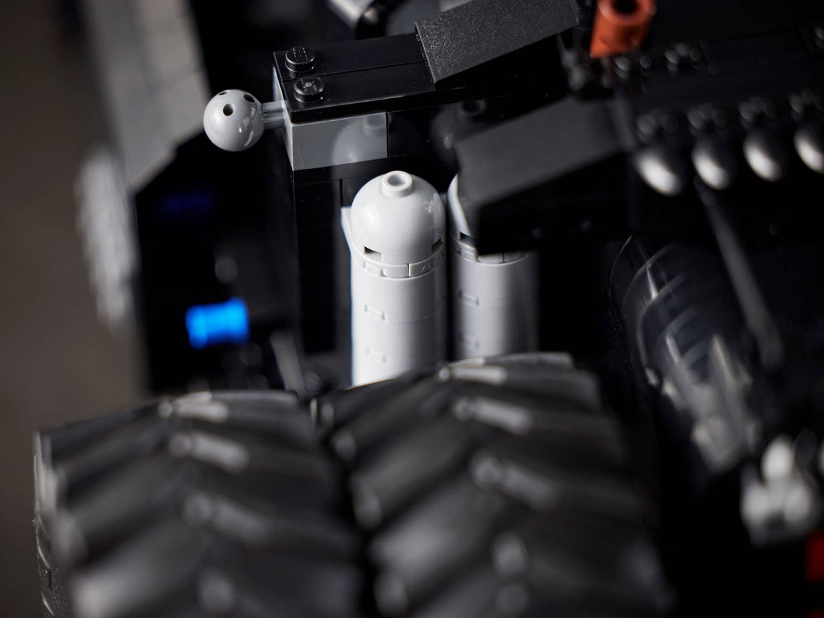 LEGO® 76240 DC Batman™ Batmobile Tumbler - DC Super Heroes