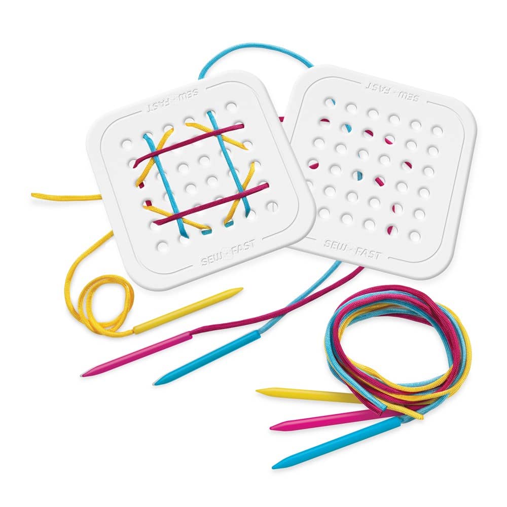 TOMY - Sew Fast Game