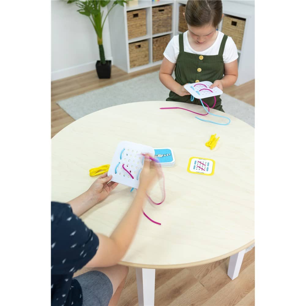 TOMY - Sew Fast Game