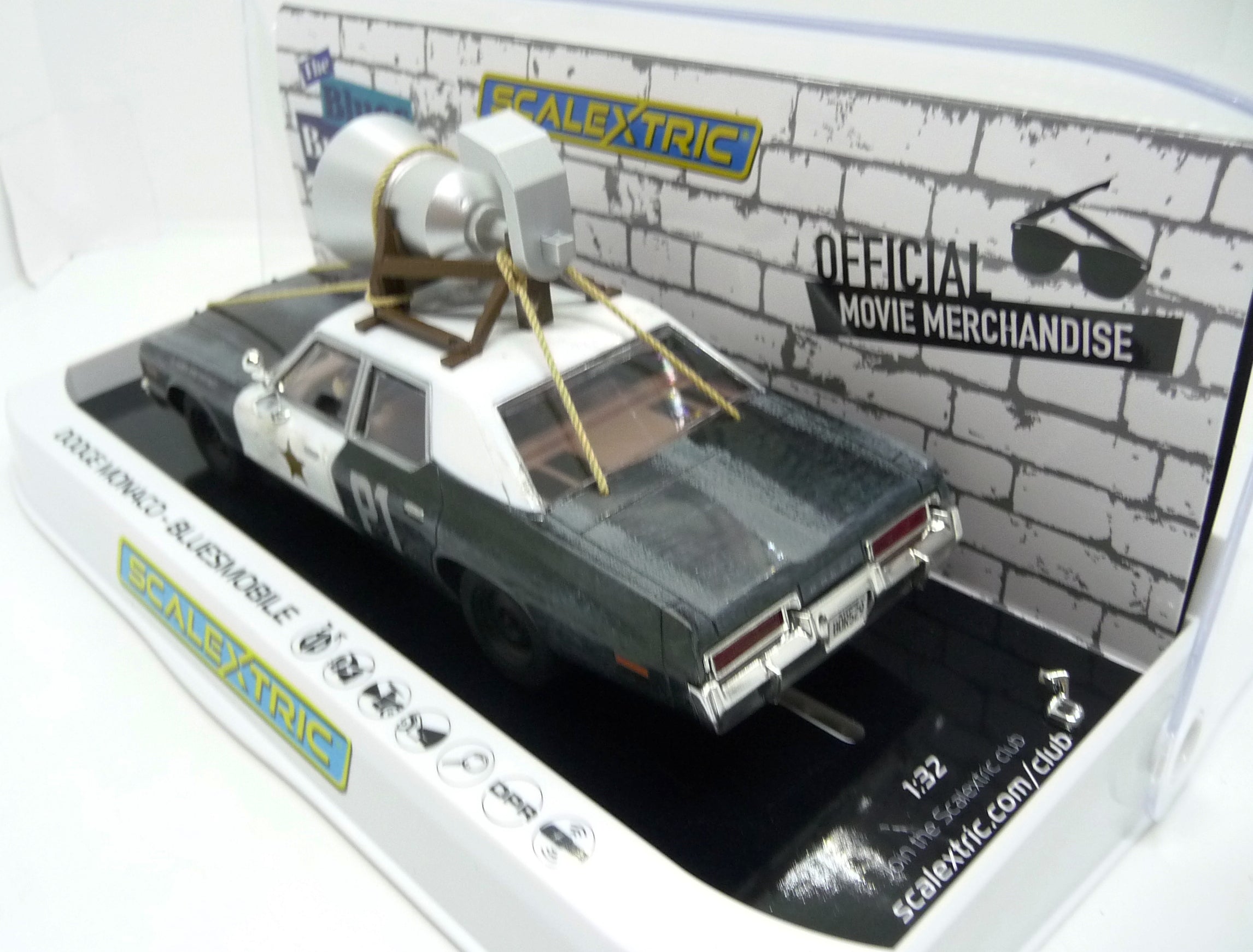 SCALEXTRIC - C4322 BLUES BROTHERS DODGE MONACO - BLUESMOBILE
