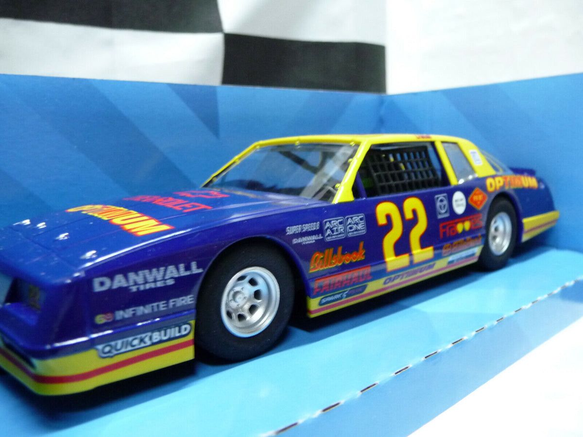 SCALEXTRIC - C4038 1:32 CHEVROLET MONTE CARLO CREEKSIDE NO22 SLOT CAR ALSO SUITS CARRERA
