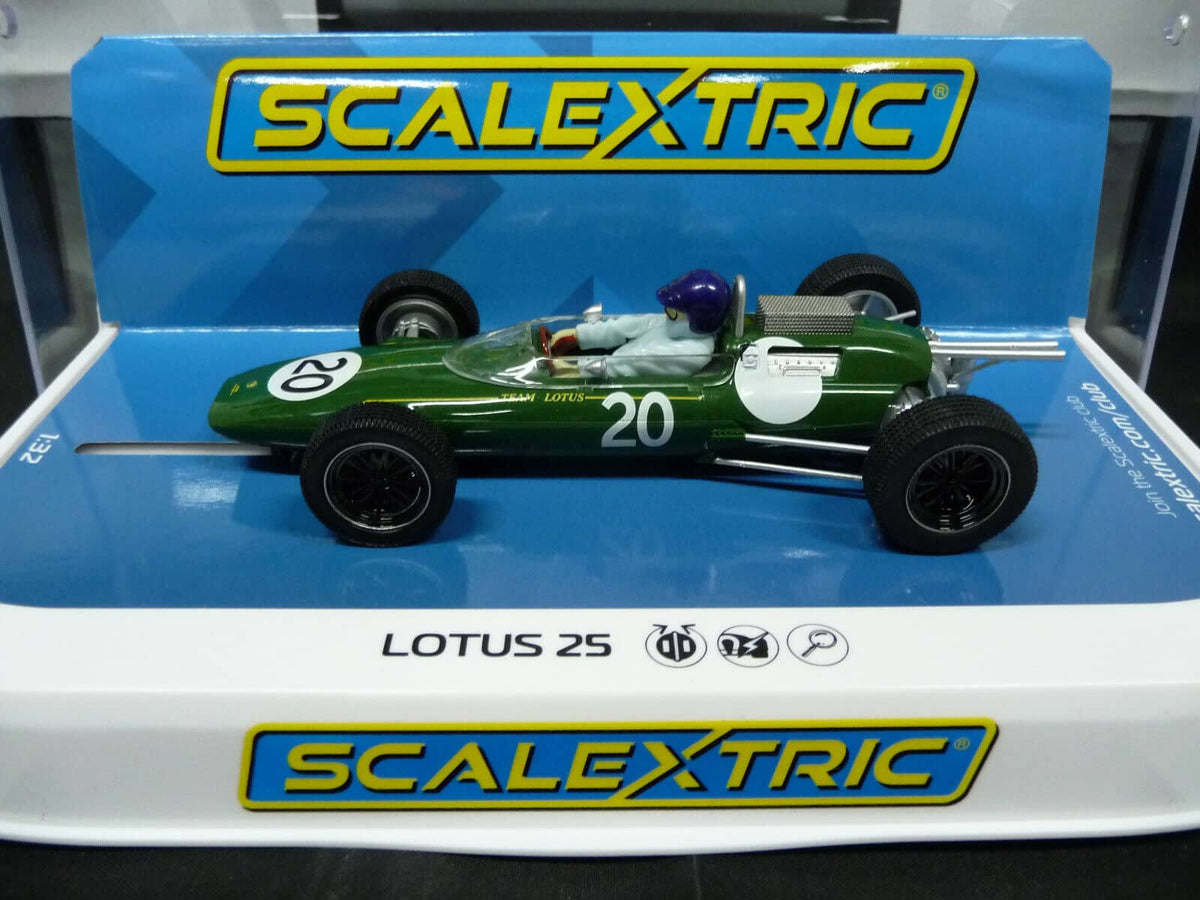 SCALEXTRIC - C4195 1:32 LOTUS 25 BRITISH 1962 JIM CLARK SLOT CAR SUIT CARRERA