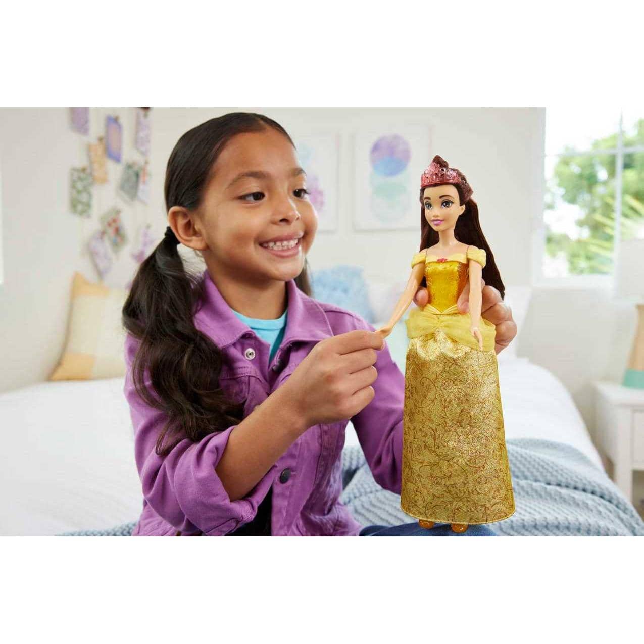 Disney - Princess Belle Fashion Doll