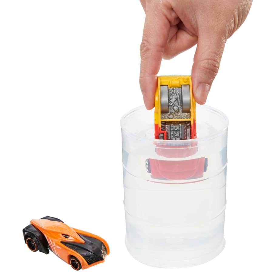 Hot Wheels - Colour Reveal 2 Pack Of Vehicles With Surprise