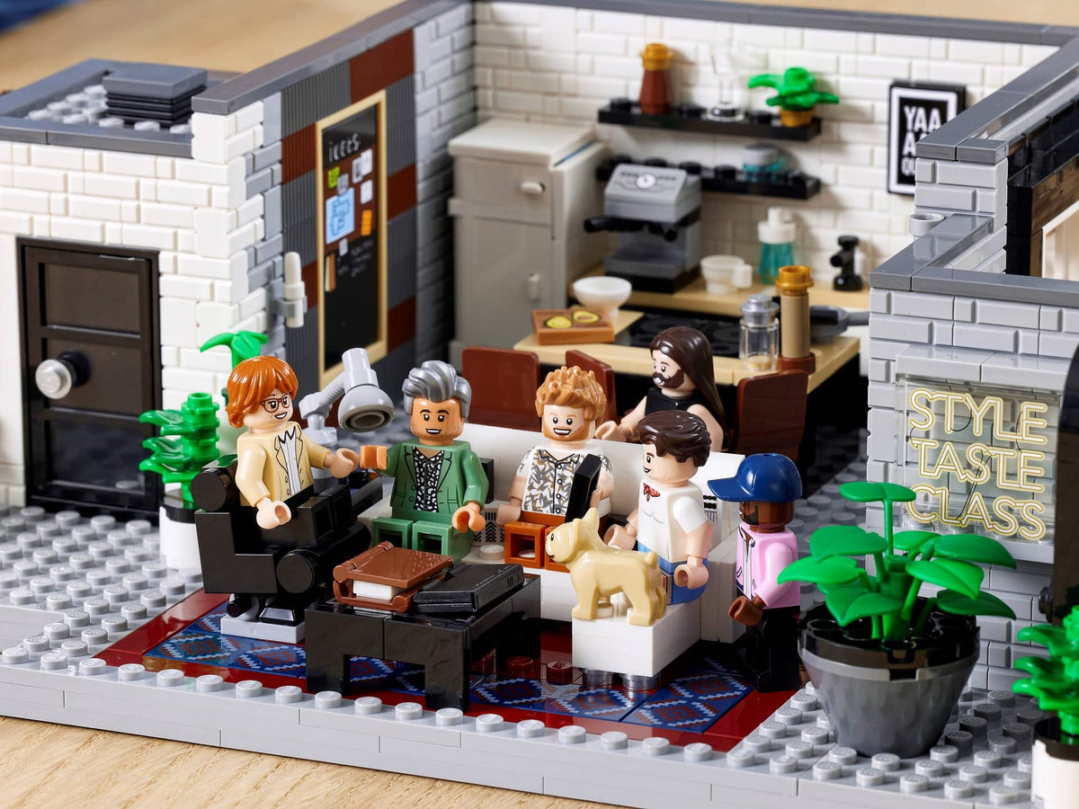 LEGO® 10291 Queer Eye The Fab 5 Loft - ICONS
