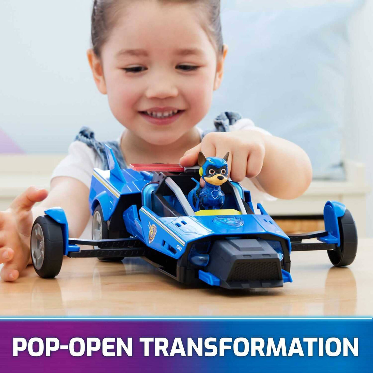 Paw Patrol - The Mighty Movie Chase s Mighty Transforming Cruiser with Action Figure Lights And Sounds - Spin Master