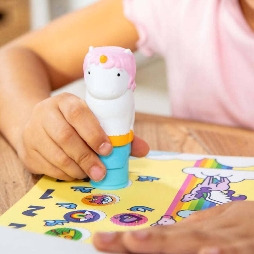 Melissa & Doug - Sticker Wow! Activity Pad & Sticker Stamper - Unicorn