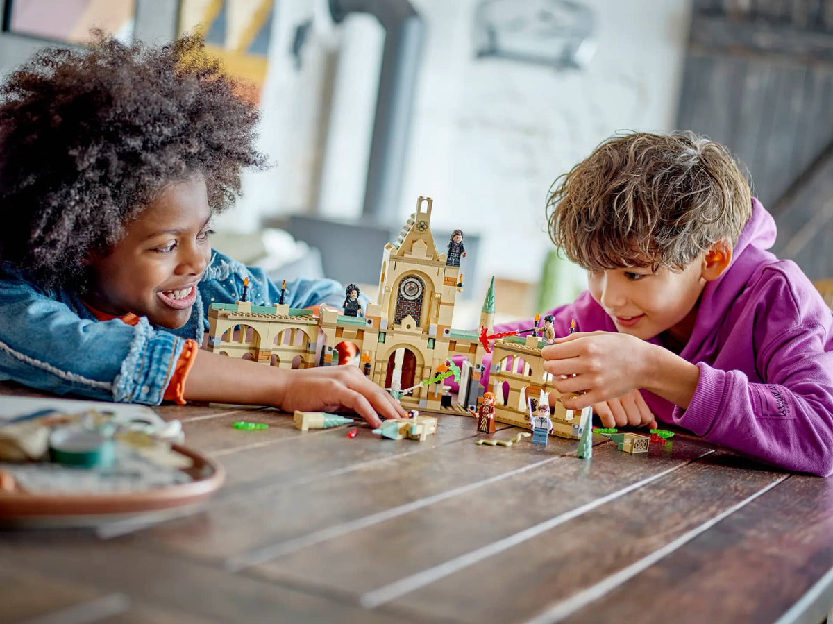 LEGO® 76415 The Battle Of Hogwarts - Harry Potter™