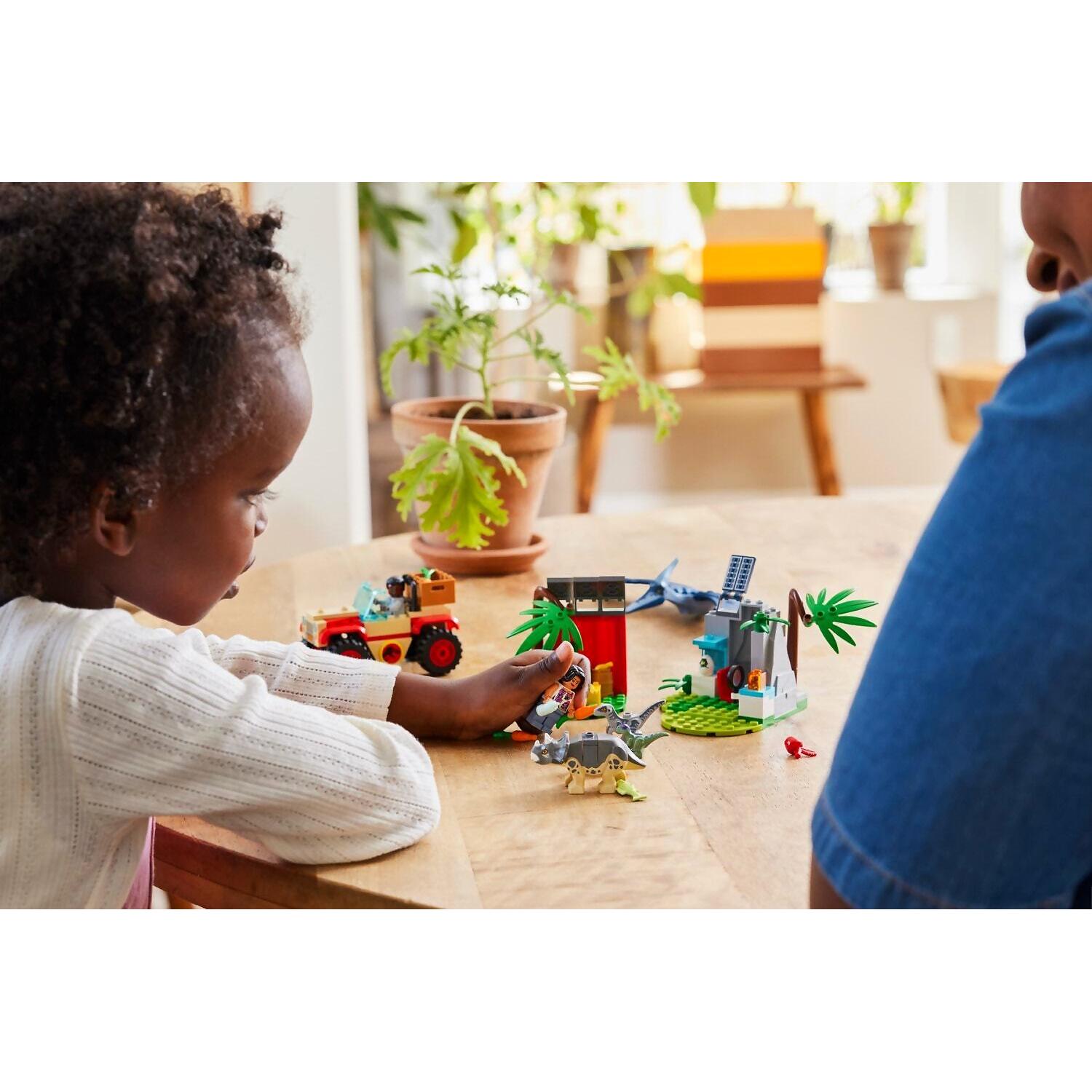 LEGO® 76963 Baby Dinosaur Rescue Center - Jurassic World™ 4+