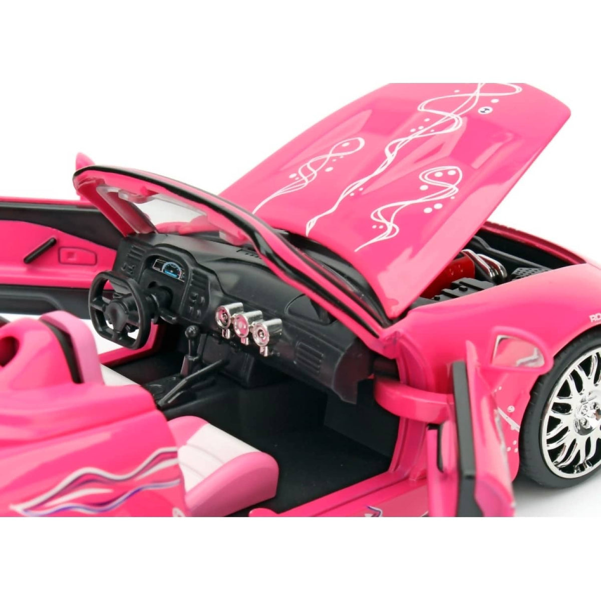 JADA TOYS - FAST & FURIOUS SUKI'S 2001 HONDA S2000 1:24 SCALE DIECAST VEHICLE