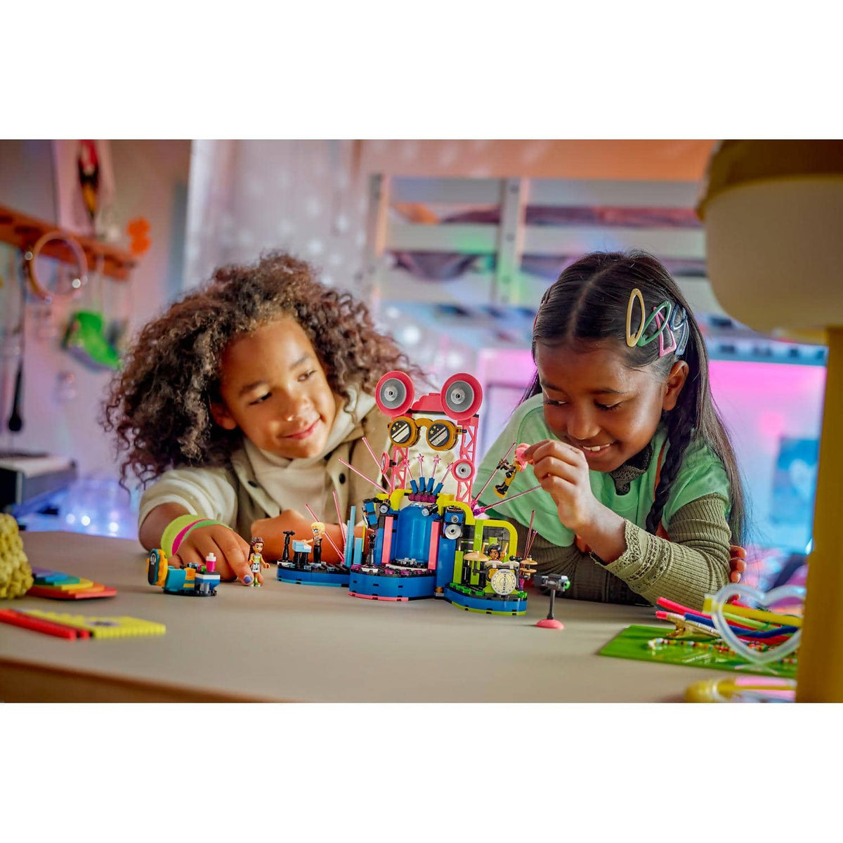 LEGO® 42616 Heartlake City Music Talent Show - Friends