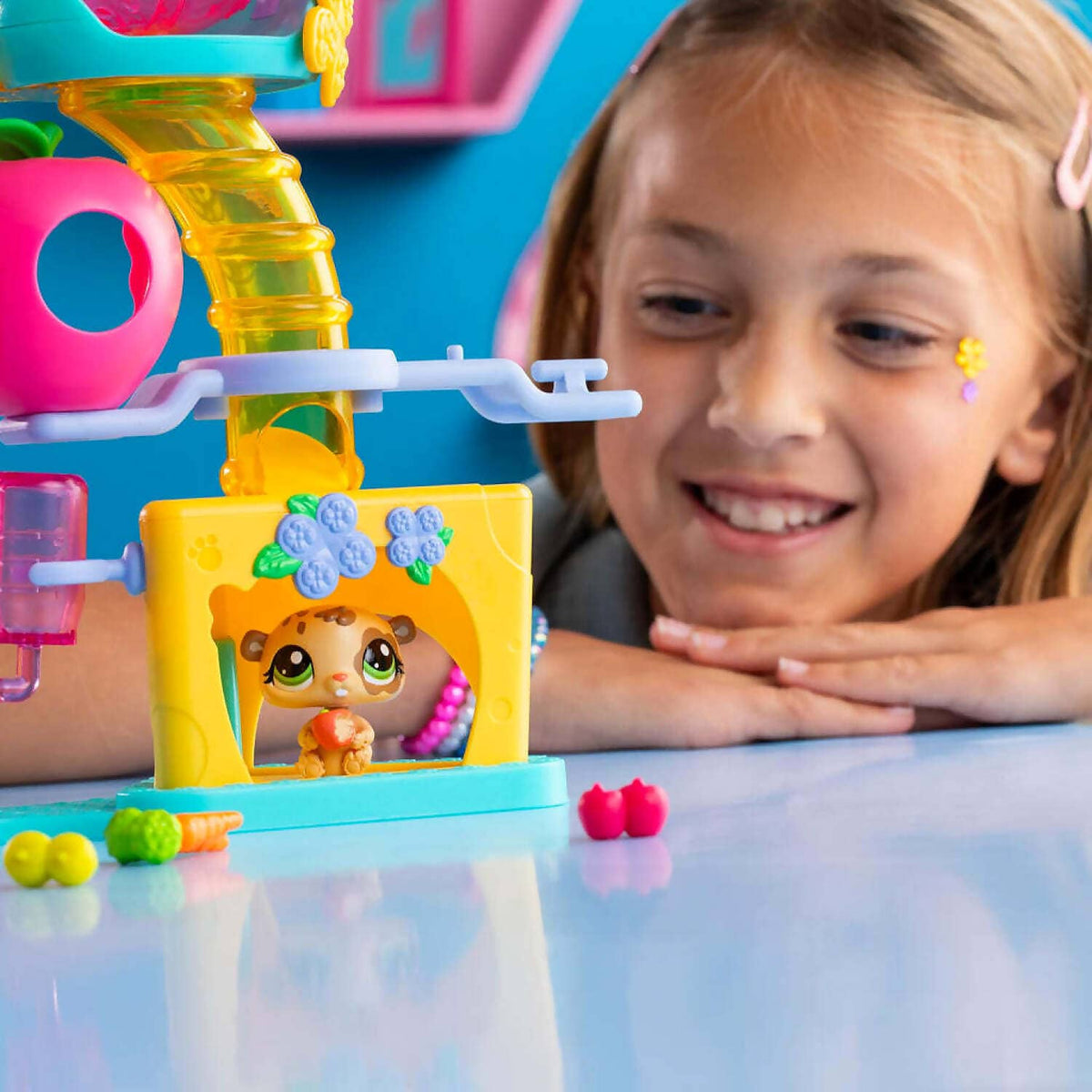 Littlest Pet Shop - Fun Factory Figurine Playset