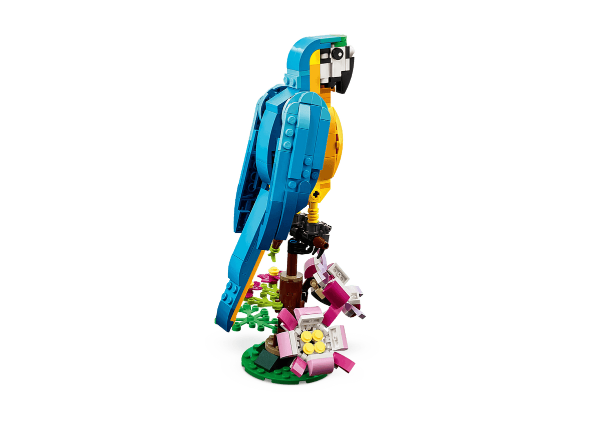 LEGO® 31136 Exotic Parrot - Creator 3in1